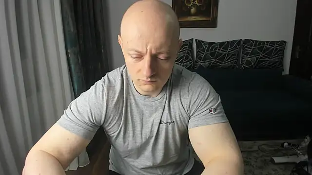 Snapshot of xxxWildxThoughtsxxx chatting on 02/16/25, 10:54 xxxWildxThoughtsxxx online show from 02/16/25, 10:54