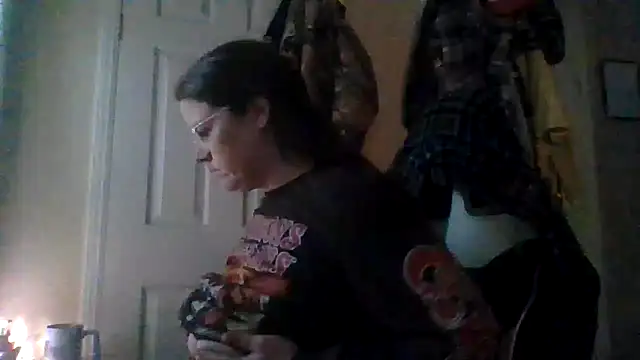Snapshot of velvetta_ chatting on 12/25/24, 09:33 velvetta online show from 12/25/24, 09:33
