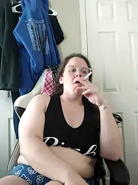 Snapshot of velvetta_ chatting on 03/01/25, 02:44 velvetta online show from 03/01/25, 02:44