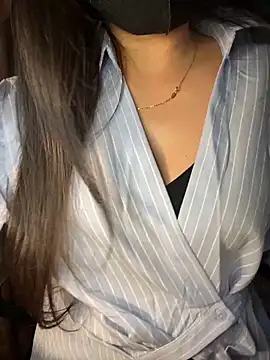 Julibeng online show from 12/15/25, 12:42