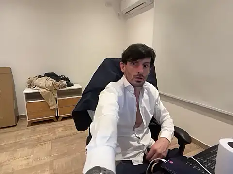 nicolaaaaas online show from 10/09/25, 09:46