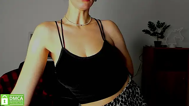 annakillianox online show from 11/17/25, 06:30