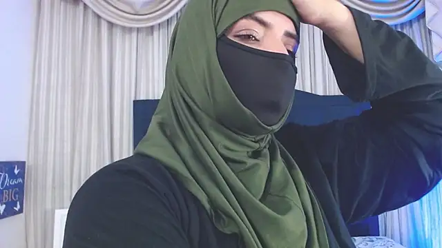 Uzra hayed online show from 12/26/24, 12:14
