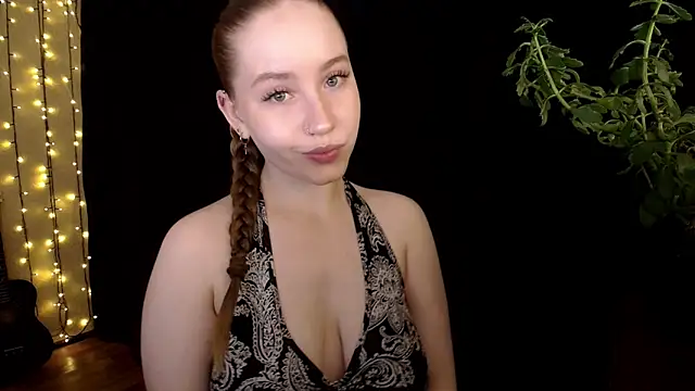 SindiWatsoon online show from 10/19/25, 11:22