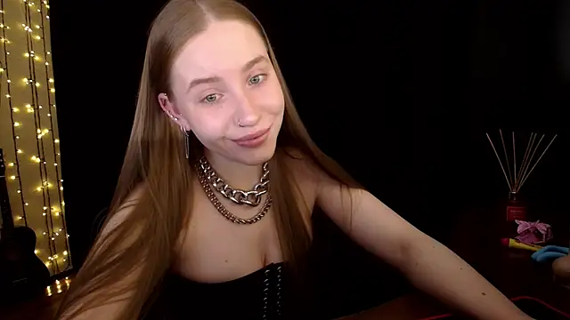 Snapshot of SindiWatsoon chatting on 06/01/26, 11:01 SindiWatsoon online show from 06/01/26, 11:01