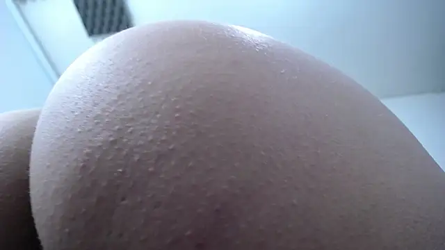 luly pink online show from 12/03/24, 03:41