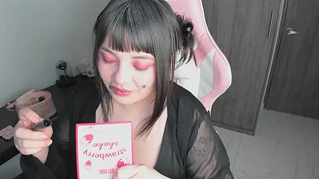 Snapshot of _hikaru_arimura chatting on 02/10/26, 01:53 hikaru arimura online show from 02/10/26, 01:53