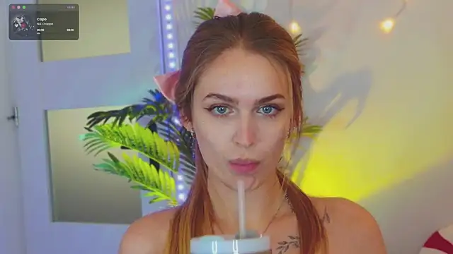 Snapshot of Kamila_icee chatting on 01/18/25, 10:06 Kamila icee online show from 01/18/25, 10:06