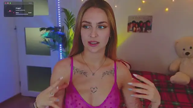 Snapshot of Kamila_icee chatting on 01/20/25, 07:25 Kamila icee online show from 01/20/25, 07:25