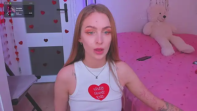 Snapshot of Kamila_icee chatting on 02/23/25, 08:11 Kamila icee online show from 02/23/25, 08:11