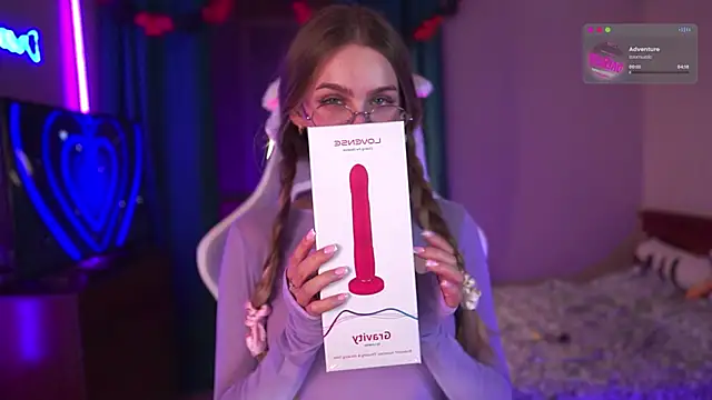 Kamila icee online show from 11/13/25, 11:03