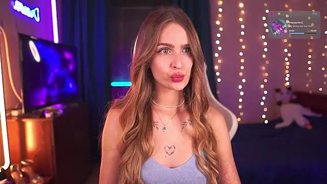 Kamila icee online show from 11/22/25, 09:36