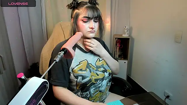 Snapshot of setzuna_ chatting on 11/20/25, 01:28 setzuna online show from 11/20/25, 01:28