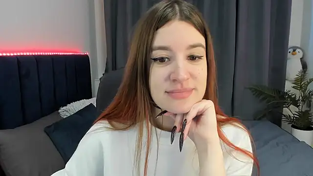 Snapshot of Brocards chatting on 11/22/25, 09:08 Brocards online show from 11/22/25, 09:08