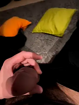 Snapshot of onbifeet chatting on 02/23/25, 09:16 onbifeet online show from 02/23/25, 09:16