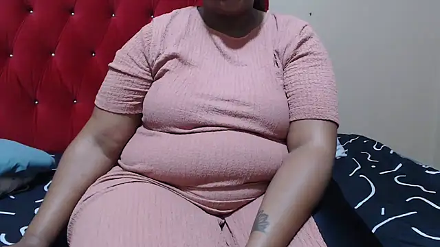 Snapshot of MIGHTYASSS chatting on 10/25/25, 05:48 MIGHTYASSS online show from 10/25/25, 05:48