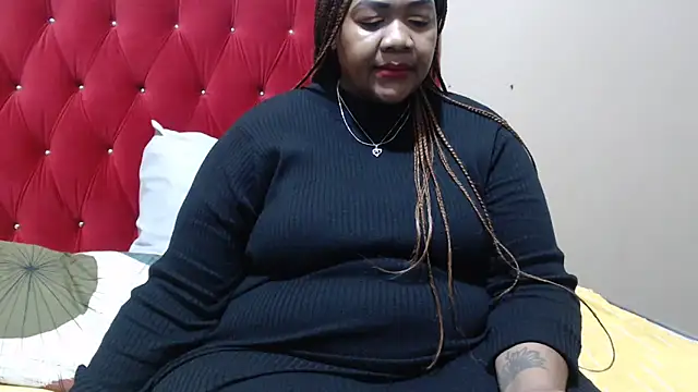 Snapshot of MIGHTYASSS chatting on 10/31/25, 05:52 MIGHTYASSS online show from 10/31/25, 05:52