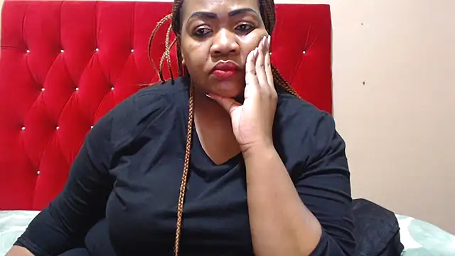 Snapshot of MIGHTYASSS chatting on 11/07/25, 05:29 MIGHTYASSS online show from 11/07/25, 05:29