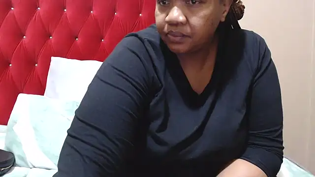 Snapshot of MIGHTYASSS chatting on 11/08/25, 09:53 MIGHTYASSS online show from 11/08/25, 09:53