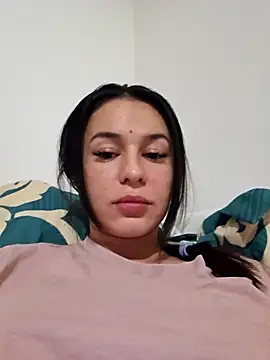 Snapshot of reyabaines chatting on 10/28/25, 10:23 reyabaines online show from 10/28/25, 10:23