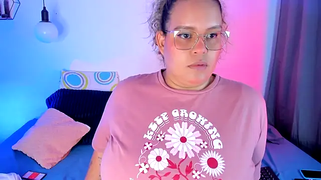 monicabbw  online show from 01/30/25, 11:13