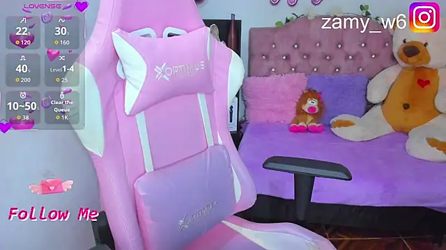 Snapshot of karla_cute01 chatting on 01/06/26, 04:11 karla cute01 online show from 01/06/26, 04:11