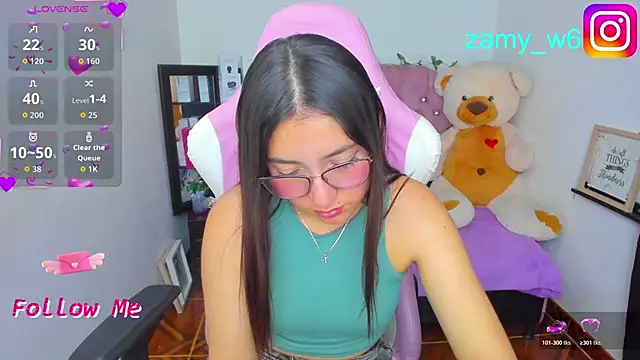 Snapshot of karla_cute01 chatting on 04/09/26, 06:19 karla cute01 online show from 04/09/26, 06:19