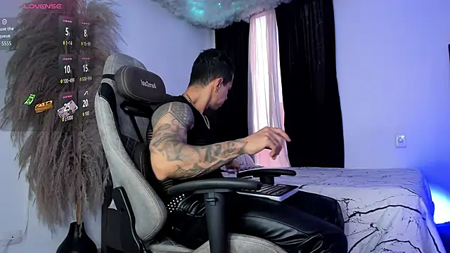 Aron Dark online show from 06/20/26, 06:33