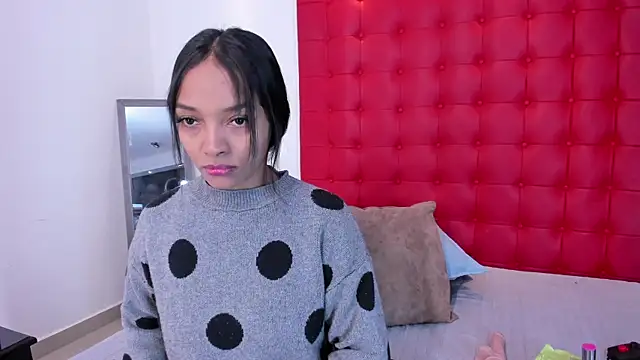 Snapshot of Daliana_Beck chatting on 10/13/25, 08:31 Daliana Beck online show from 10/13/25, 08:31