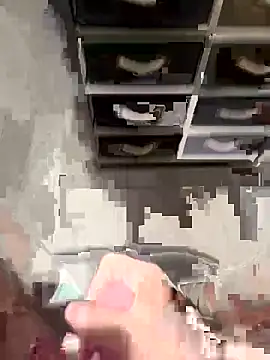 Snapshot of Deralboaus01 chatting on 11/08/25, 04:51 Deralboaus01 online show from 11/08/25, 04:51