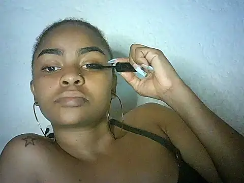 Snapshot of Bellabeltrann chatting on 03/13/26, 05:41 Bellabeltrann online show from 03/13/26, 05:41