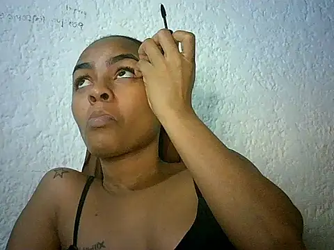 Snapshot of Bellabeltrann chatting on 04/02/26, 11:41 Bellabeltrann online show from 04/02/26, 11:41