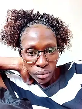 LOVELY-2BERRY online show from 10/16/25, 07:31