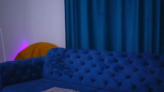 LovingBlondie online show from 12/05/24, 07:16