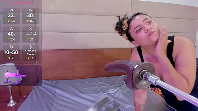 cassie ibarra online show from 03/09/25, 02:29