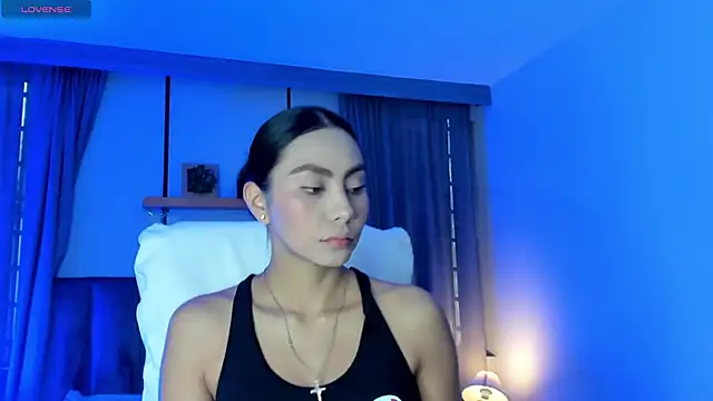 nichole bree  online show from 02/20/25, 12:04