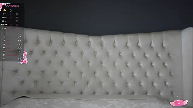nichole bree  online show from 02/28/25, 11:25