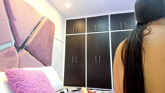 Charlotte Ice1 online show from 12/20/24, 03:53