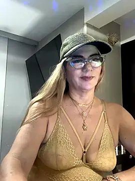 LARIANA RIVERA23 online show from 12/05/24, 12:08