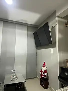 LARIANA RIVERA23 online show from 12/12/24, 07:08