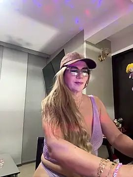 LARIANA RIVERA23 online show from 01/03/25, 02:54