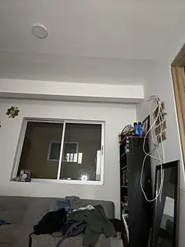 Snapshot of Alex_flair chatting on 09/15/25, 06:35 Alex flair online show from 09/15/25, 06:35