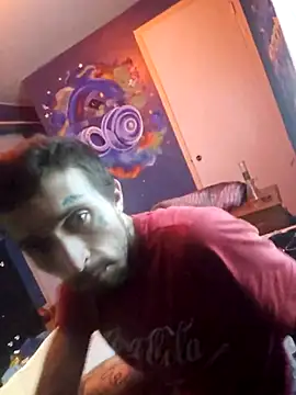 Snapshot of hungandtatted666 chatting on 11/05/25, 12:05 hungandtatted666 online show from 11/05/25, 12:05