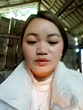Snapshot of Ttmay chatting on 01/15/25, 01:56 Ttmay online show from 01/15/25, 01:56