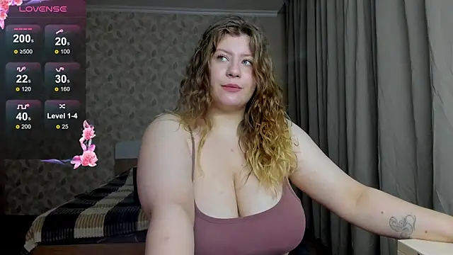 Snapshot of MariaStuart chatting on 10/06/25, 04:15 MariaStuart online show from 10/06/25, 04:15