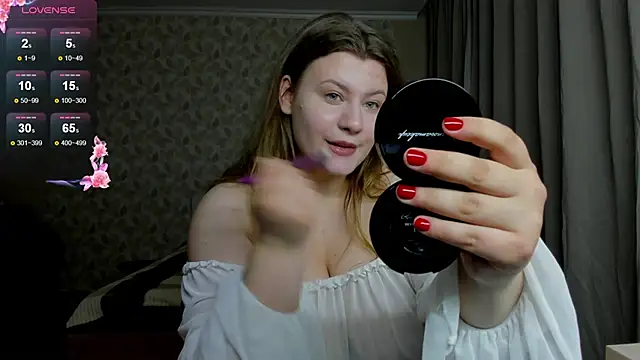 Snapshot of MariaStuart chatting on 11/02/25, 11:18 MariaStuart online show from 11/02/25, 11:18