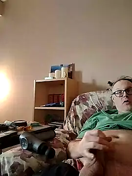 Snapshot of DARemo42O chatting on 02/09/25, 08:45 DARemo42O online show from 02/09/25, 08:45