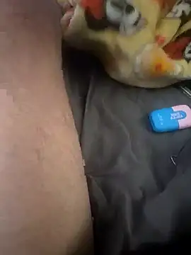 Snapshot of LongDongDaddy302 chatting on 11/01/25, 11:40 LongDongDaddy302 online show from 11/01/25, 11:40