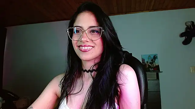 Snapshot of Ary_Pieerce chatting on 11/26/25, 10:55 Ary Pieerce online show from 11/26/25, 10:55