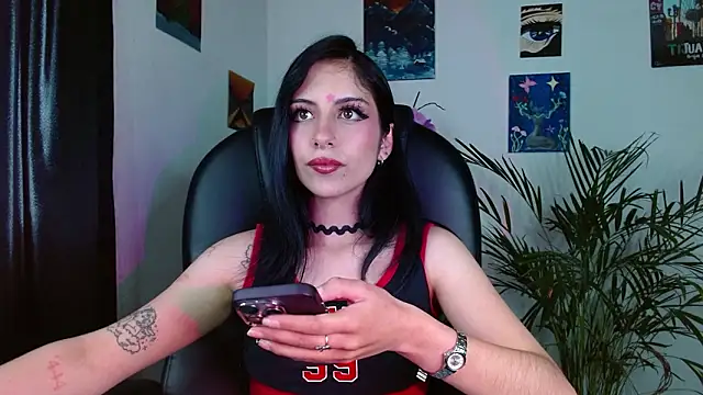 Snapshot of Ary_Pieerce chatting on 03/25/26, 08:59 Ary Pieerce online show from 03/25/26, 08:59